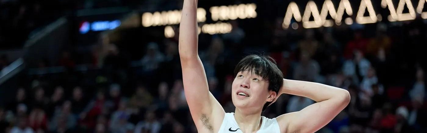 蜂鸟电竞APP--11正负值全场最低，杨瀚森半场6分33秒1中0得0分3板1失误